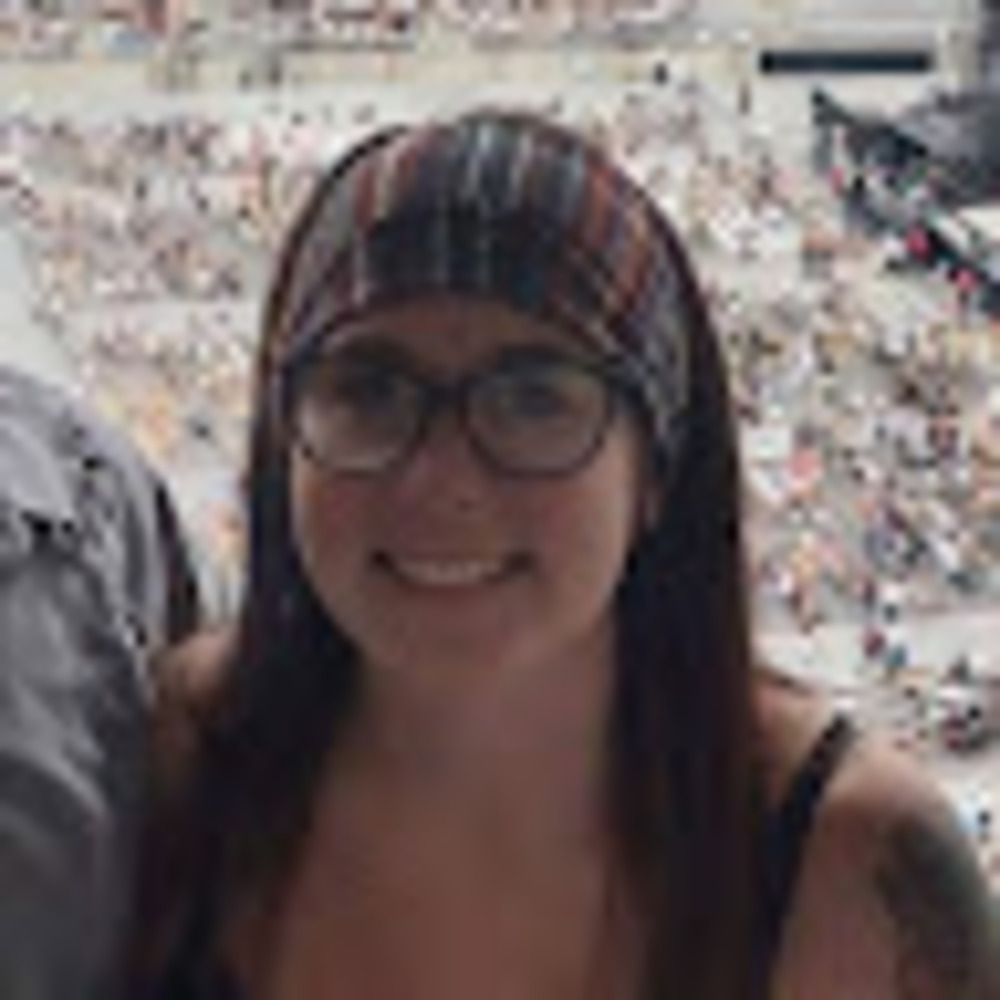 Meet your Posher, Courtney
